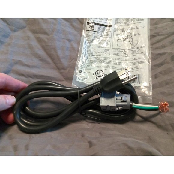 Genuine GE Universal 3-wire / 3-prong Dishwasher Power Cord 5.4ft (# WX09X70910) - Picture 4 of 8
